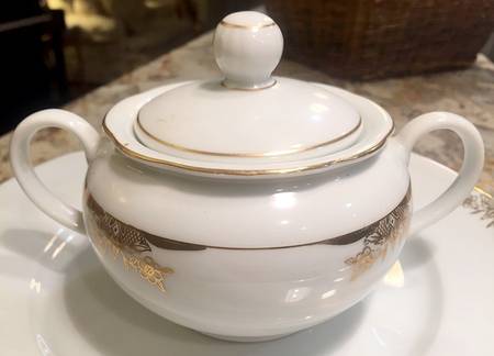 WIG725 Sugar Bowl & Lid