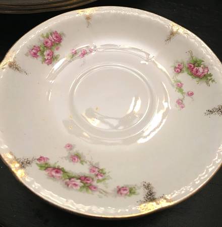 Eatonia Saucer