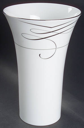 Ballet Ribbon (Platinum) 9" Vase