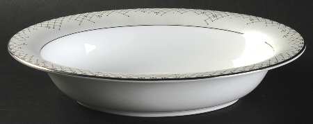 Giselle 9" Oval Vegetable Bowl