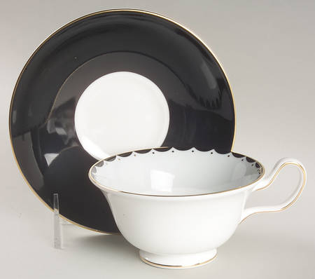 Curtain Call Footed Cup & Saucer Set