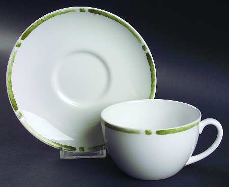 Boxwood Flat Cup & Saucer Set
