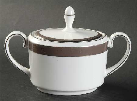 Sable Duchesse Sugar Bowl & Lid