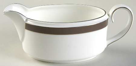 Sable Duchesse Gravy Boat