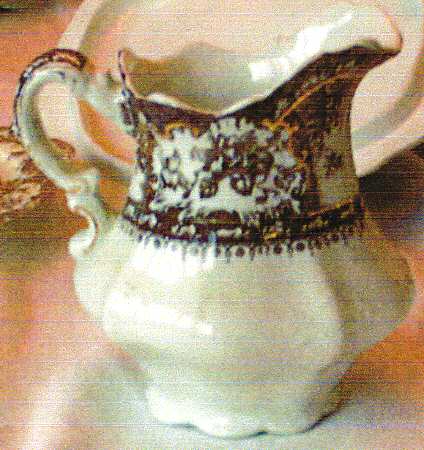 Phoebe Brown (Gold Accents, Gold Trim) Creamer