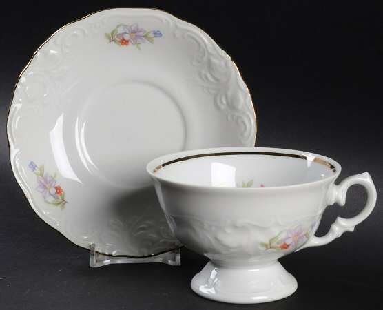 WAV53 Footed Cup & Saucer Set