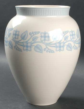 Interiors Collection 9" Vase