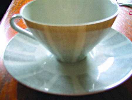 Tamara Flat Cup & Saucer Set