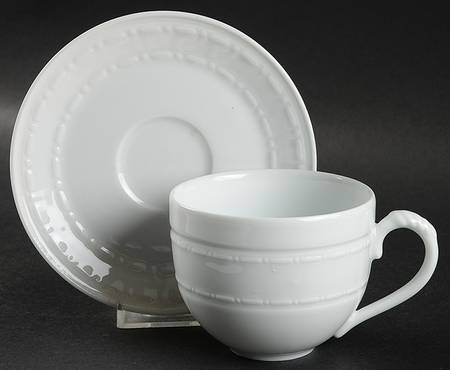 College Green Flat Cup & Saucer Set