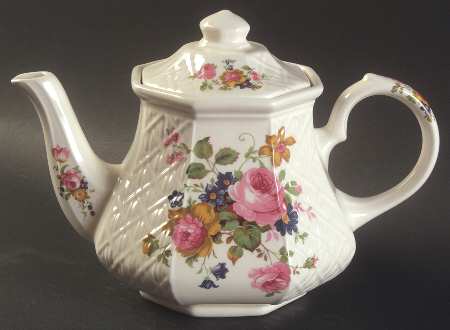 WID21 Teapot & Lid