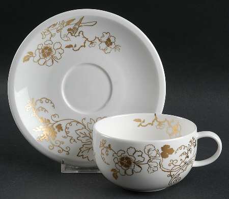 Plato Gold Flat Cup & Saucer Set