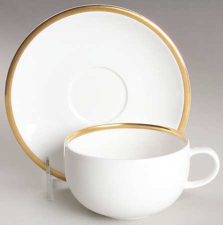 Plato Gold Flat Cup & Saucer Set
