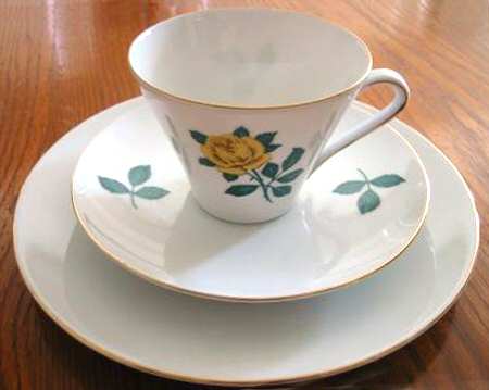 WLD23 Flat Cup & Saucer Set