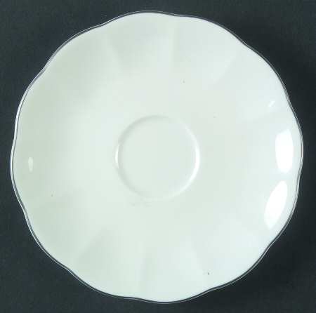 Elizabeth Saucer