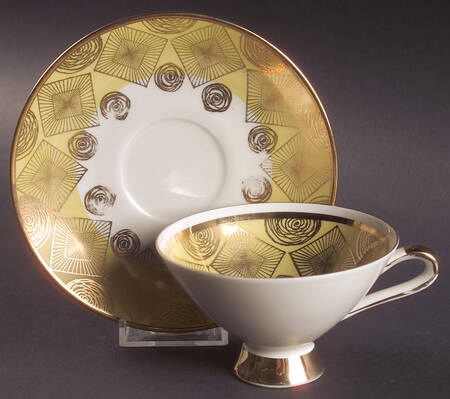 4345E Footed Cup & Saucer Set