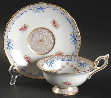 Harlequin Collection Footed Cup & Saucer Set