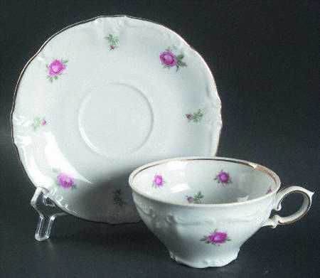 WIG939 Flat Cup & Saucer Set