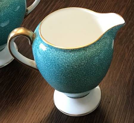 W4209 Globe Shape Creamer