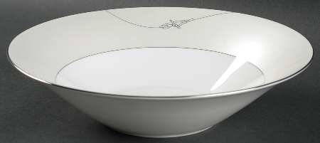 Lavaliere 9" Round Vegetable Bowl