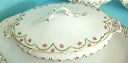 SX3245-5 Oval Covered Vegetable