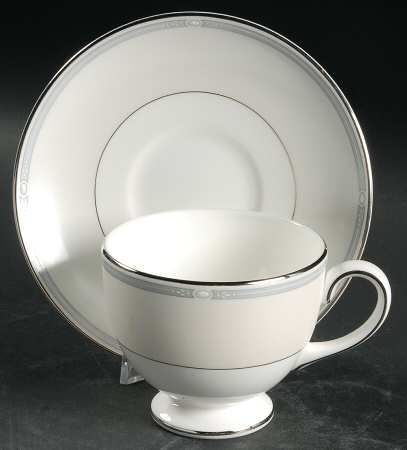 Notting Hill Leigh Shape Footed Cup & Saucer Set
