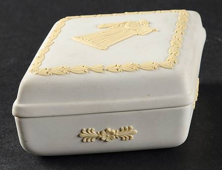 Primrose on CC Jasperware Diamond Shaped Box & Lid
