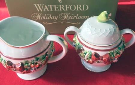Christmas Memories Collection Creamer & Sugar with Lid (Box Set)