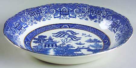 Willow Blue (Scallop, Gold Trim) by Wedgwood
