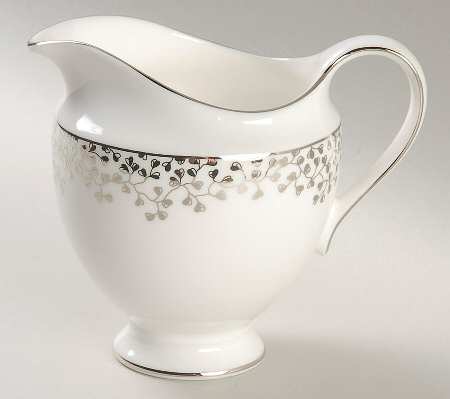 Bouquet Creamer
