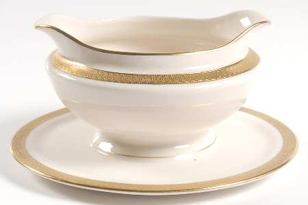 WAR182 Gravy Boat with Attached Underplate