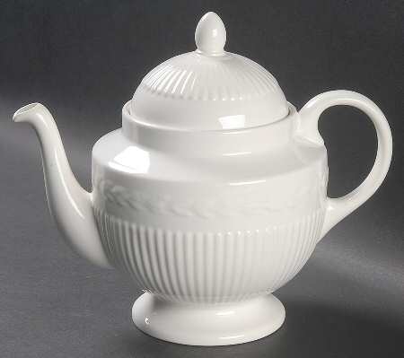 Edme Antique White (New 2008) Teapot & Lid
