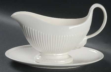Edme Antique White (New 2008) Gravy Boat & Underplate