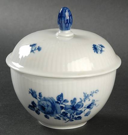 WIG1010 Sugar Bowl & Lid
