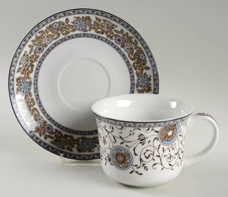 Conservatory Collection Breakfast Cup & Saucer Set