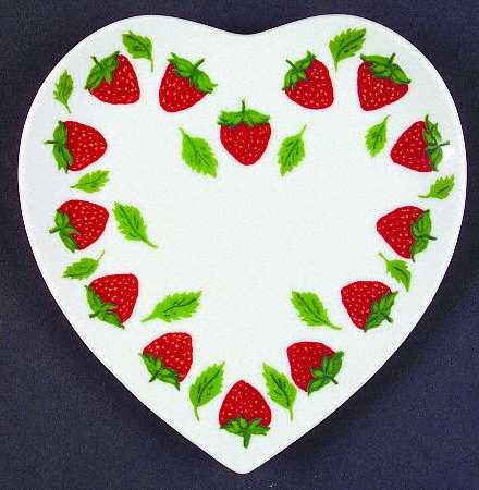 WSO75 Heart Shaped Dish