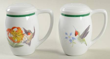 WFE7 Handled Salt & Pepper Set