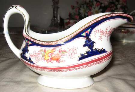 Lorraine Multicolor (Gold Trim) Gravy Boat