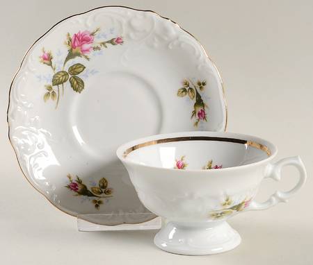 WAV69 Footed Cup & Saucer Set