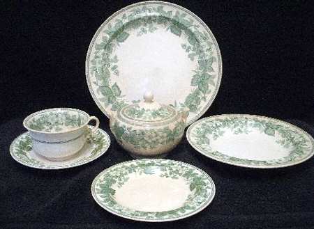 Bramble Green (Plain Edge) by Wedgwood