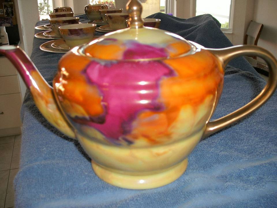 WBL18 Teapot & Lid