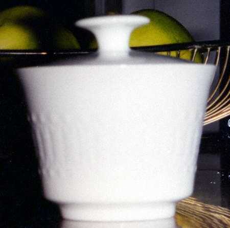 WIG1060 Sugar Bowl & Lid