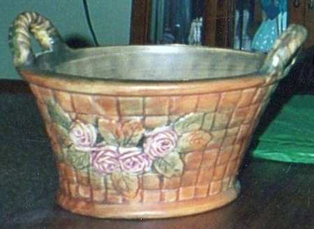 Flemish 7" Handled Basket