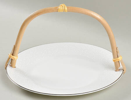 English Lace 5 3/8"-5 5/8" Bamboo Handled Serving Plate  HC