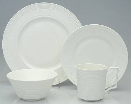 Intaglio 16 Piece Place Set