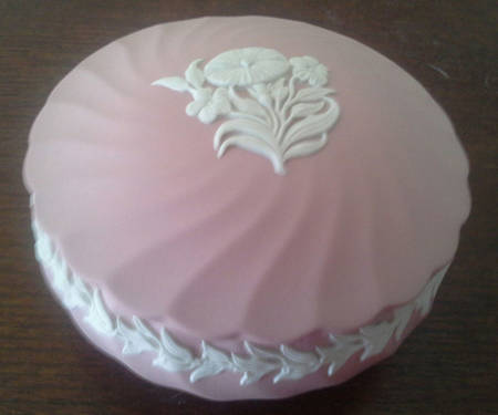 Cream Color on Pink Spiral Flute 4" Round Box & Lid