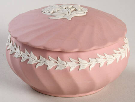 Cream Color on Pink Spiral Flute 4" Round Box & Lid