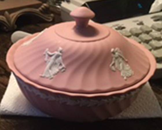 Cream Color on Pink Spiral Flute Murray Dish with Lid
