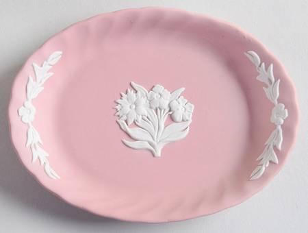 Cream Color on Pink Spiral Flute Tray Pin
