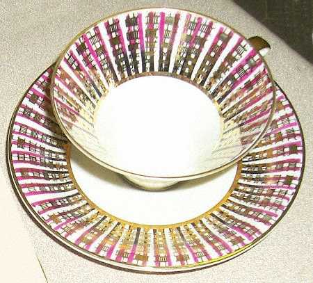 WIG1063 Flat Cup & Saucer Set