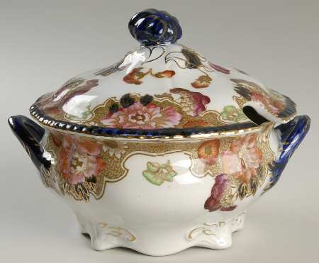 Cambridge Multicolor Gravy Boat & Lid